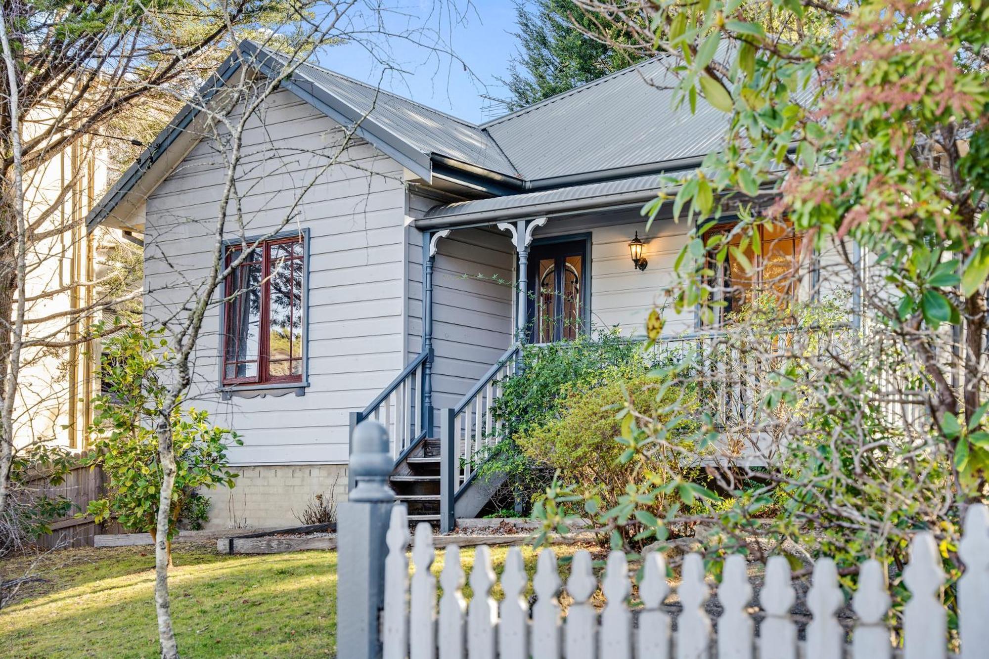 Whispering Pines Cottages Wentworth Falls Bagian luar foto