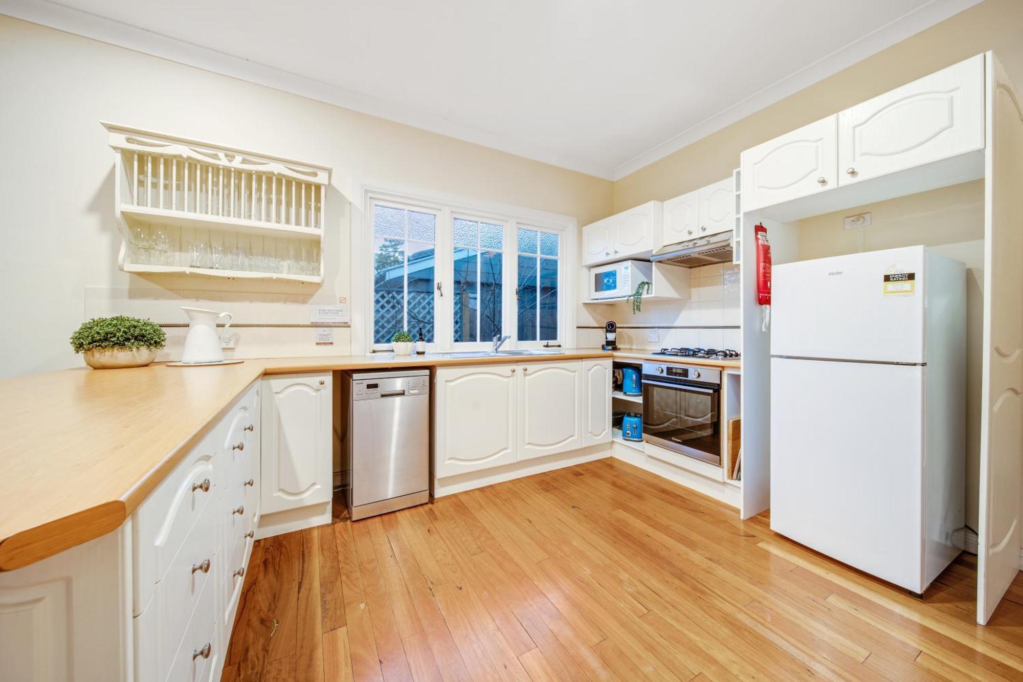 Whispering Pines Cottages Wentworth Falls Ruang foto